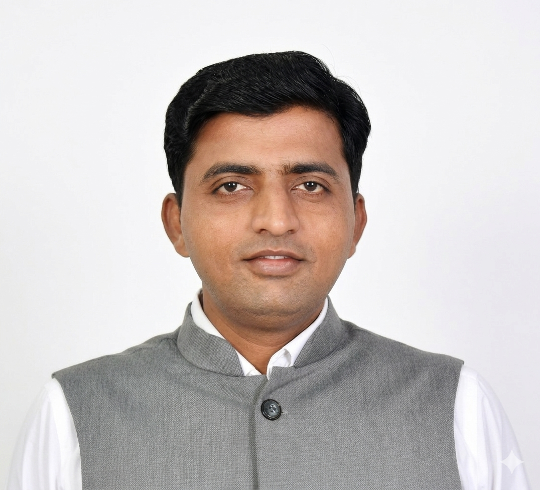Shri Amol Yedge (IAS)
